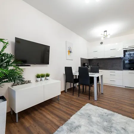 Apartment Blue Mare Polanki Klonowa Behappy 350 M Baltic Sea *